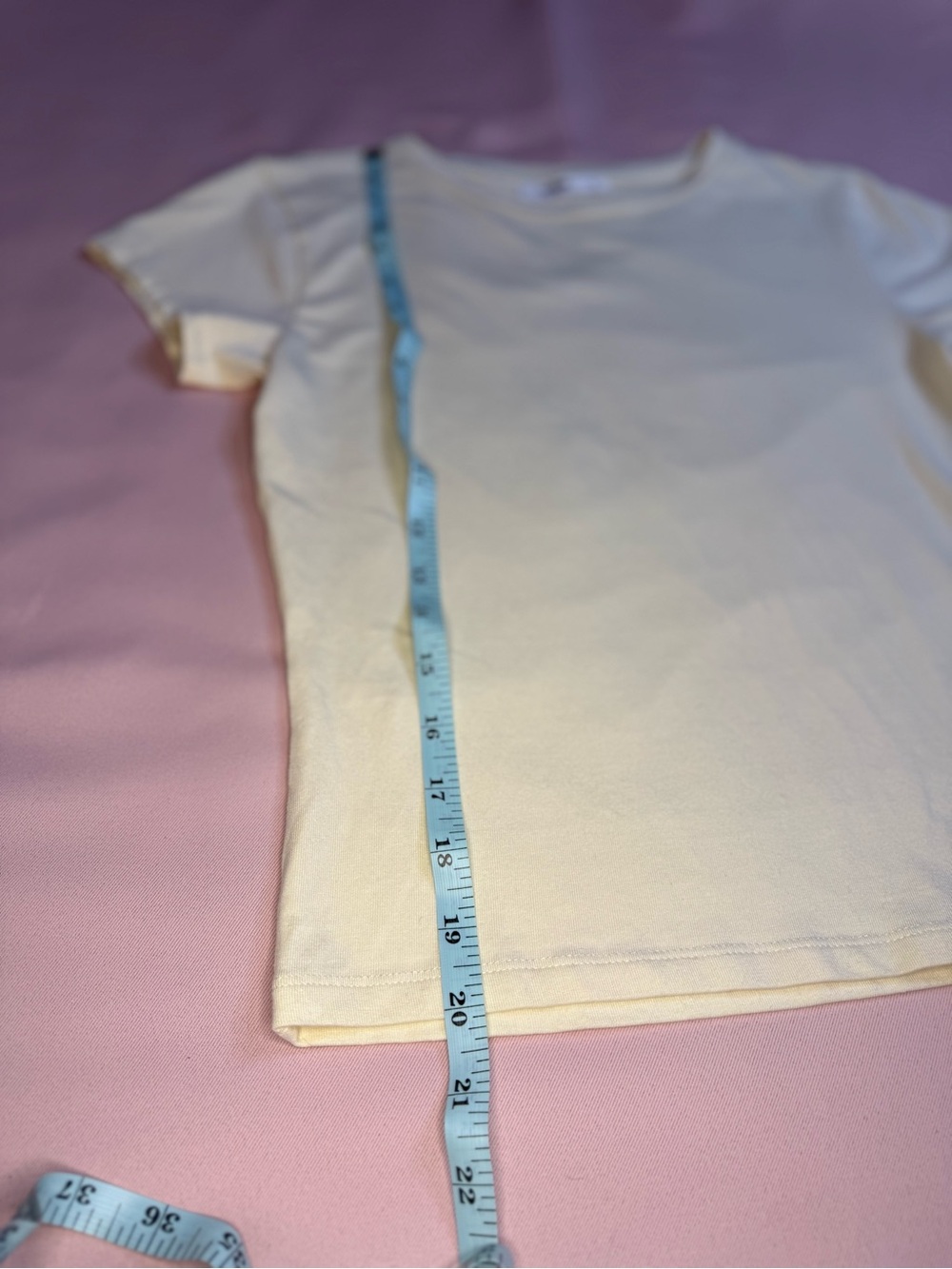 Cotton On - Butter Yellow Short Sleeve Crewneck Tee - Size S - Picture 3 of 6